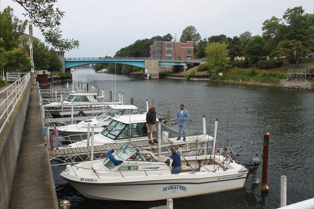 Manistee Inn & Marina Dış mekan fotoğraf